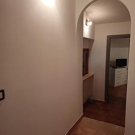 Nonna Vale *
